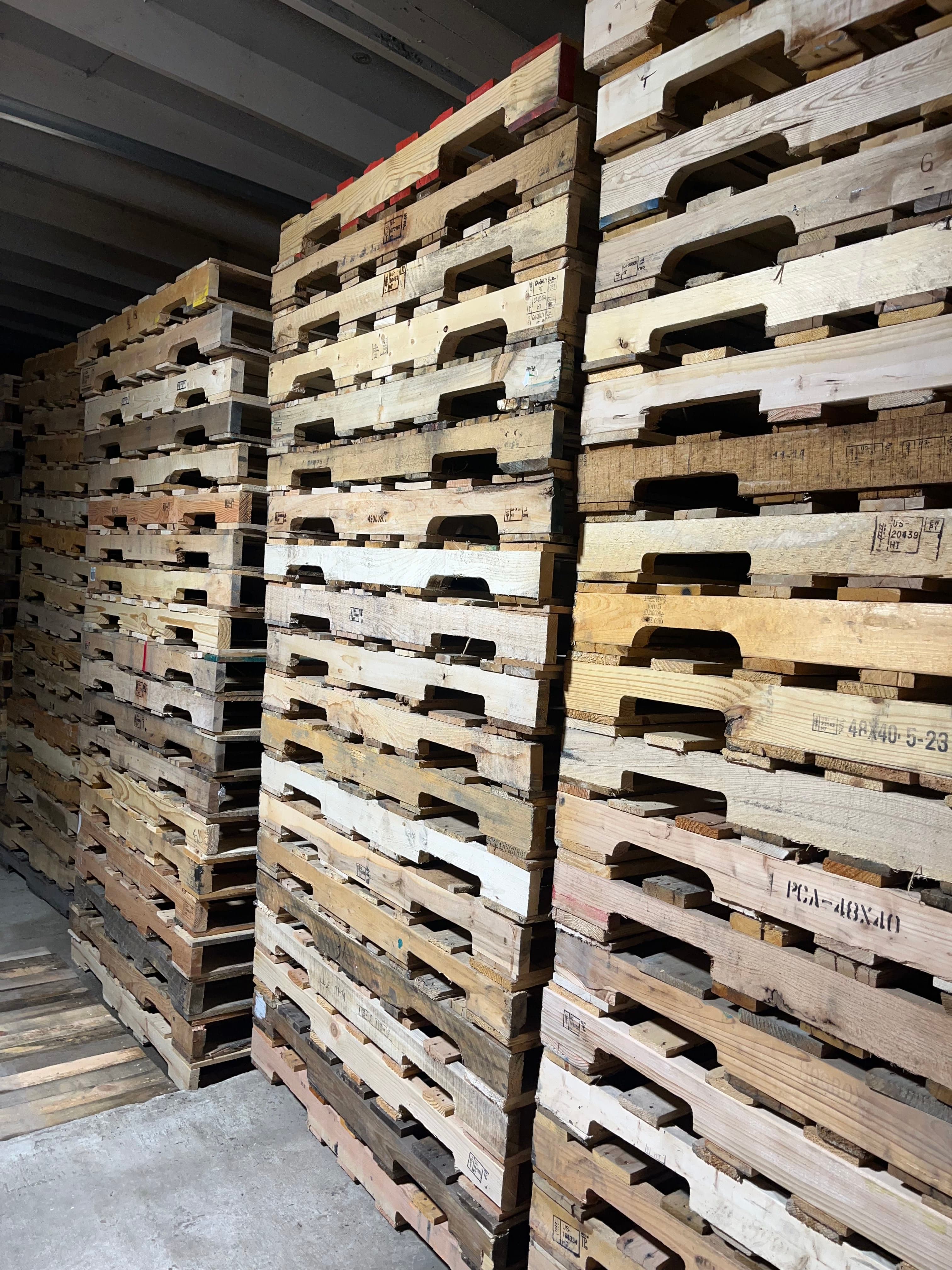 Standard & Repaired Pallets image 6